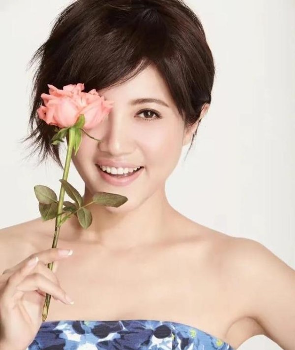 配资台平台官网 她拿八项大奖却拒上综艺，和李乃文传绯闻，52岁为何独身？